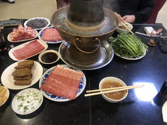 -洪运轩饭庄(北纬路店)