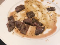 -大中华希尔顿酒店-念自助餐·嗨啤·小龙虾