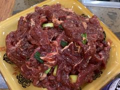 -黄利砖万峰林布依特色酸笋牛肉馆