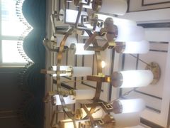 -鸿星花园酒家(银亿家园店)