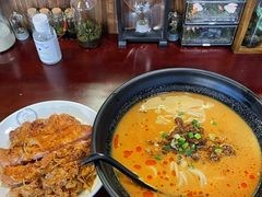 麻辣擔擔麵-二撇鸡