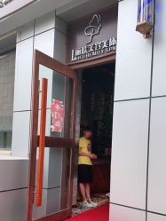 点击看大图 -T.1 hair salon烫染接发