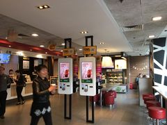 -麦当劳(田林好又多店)