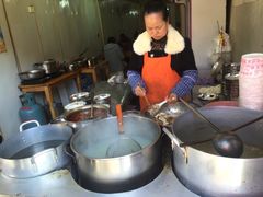 -巍山火巴肉饵丝(大理古城店)