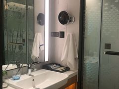 -广州天河希尔顿酒店