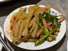 -忘情水鱼头·鲜鱼火锅(滨江中路店)