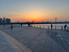 -东港音乐喷泉广场