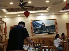 大堂-鹤乡东北菜(崮山路店)