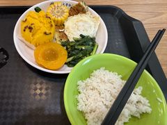 -中南大学三食堂