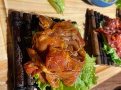 -明洞阿姨·韩式酱蟹烤肉·创意料理(三元桥店)