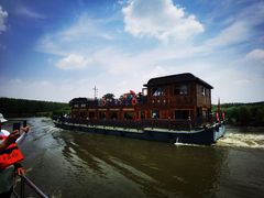 -滕州微山湖红荷湿地景区