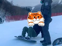 -亚布力新体委滑雪场