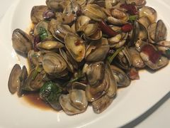 -嗨辣小聚·盘锦河蟹·海鲜烧烤龙虾(盘锦十年好店)