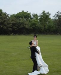 点击看大图 -挪娅婚纱摄影皇家会所