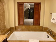 -美林湖温泉别墅度假村