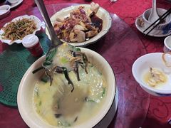 -雄仔农家菜馆·特色葱油鸡(六祖店)