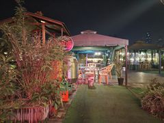 -冰冰龙虾·江湖菜·花园江景餐厅