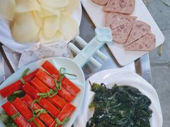 -二荆条·蜀鲜汇城市森林火锅