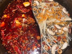 -周小明火锅(黑金冠社区店)