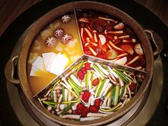 奔驰锅-湊湊火锅·茶憩(东城万达店)