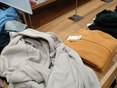 -优衣库(南宁安吉万达广场店)