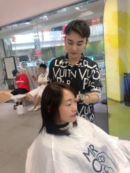 -MRMODE时尚先生美发沙龙