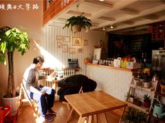 -长颈鹿咖啡(大学路店)