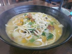 阿邱南瓜手工面-家烧面馆【南山路知名经典面食】