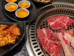 -炙忧烤肉屋(中国铁建广场店)