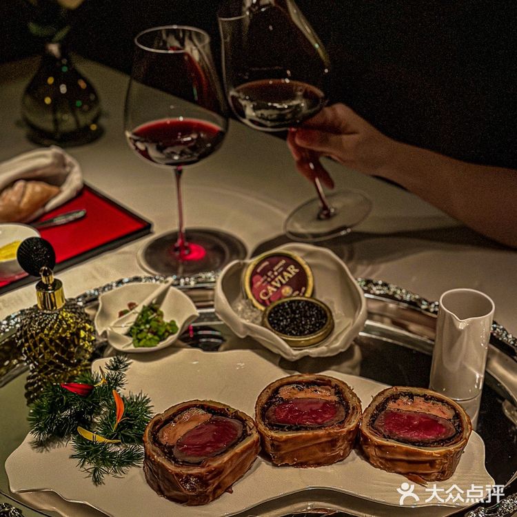 上海拍照|绝美一线江景餐厅！俯瞰浦东！