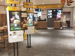 -麦当劳(顾村公园店)