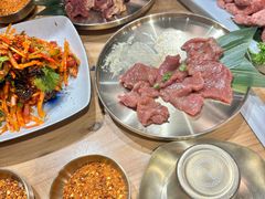 -青瓦餐厅·生鱼片·韩园烤肉(西塔店)