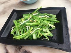 -新峰肉骨茶