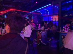 -UP嘻哈酒吧(粉巢店)
