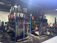 -乔波室内滑雪场