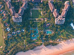 -海南清水湾莱佛士酒店