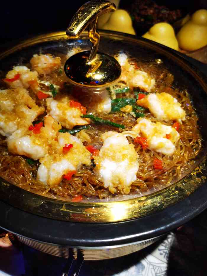 绿茶餐厅(喜隆多店)-"工作日来吃饭不用排队很爽啊.店里装修风格.