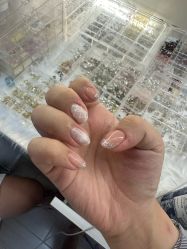 -瞧·享轻奢美甲美睫