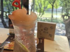 熊熊西柚气泡水-意卡菲·欢乐聚会餐厅(华侨店)