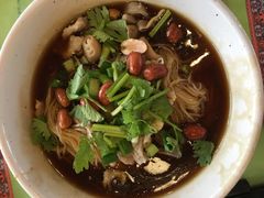 腌猪杂伊面-海口骑楼小吃街