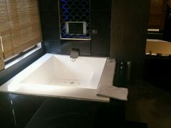 -薇爱精品时尚酒店(吴中店)