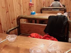 大堂-老东镇啤酒屋海鲜加工·蒸汽海鲜·海鲜烧烤(台东店)