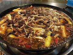-鸿顺老铁锅美蛙鱼府(解放碑店)