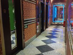 -乐翻天量贩式KTV(淞发路店)