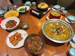 -有红鸡毛店·川菜(建设路店)