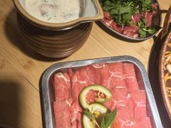 -洱火云南酸菜牛肉火锅(石景山当代商城店)