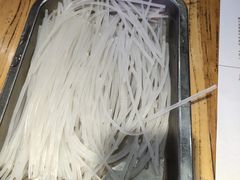 -山河屯铁锅炖(哈西站店)