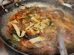 -富正毅三下锅·湘西韵味(天门山索道店)