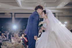 -红丝高端婚礼中心(旗舰店)