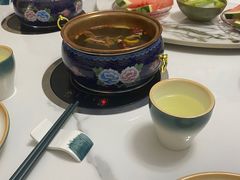 -菌之家·专业纯野生菌火锅·特色炒菌